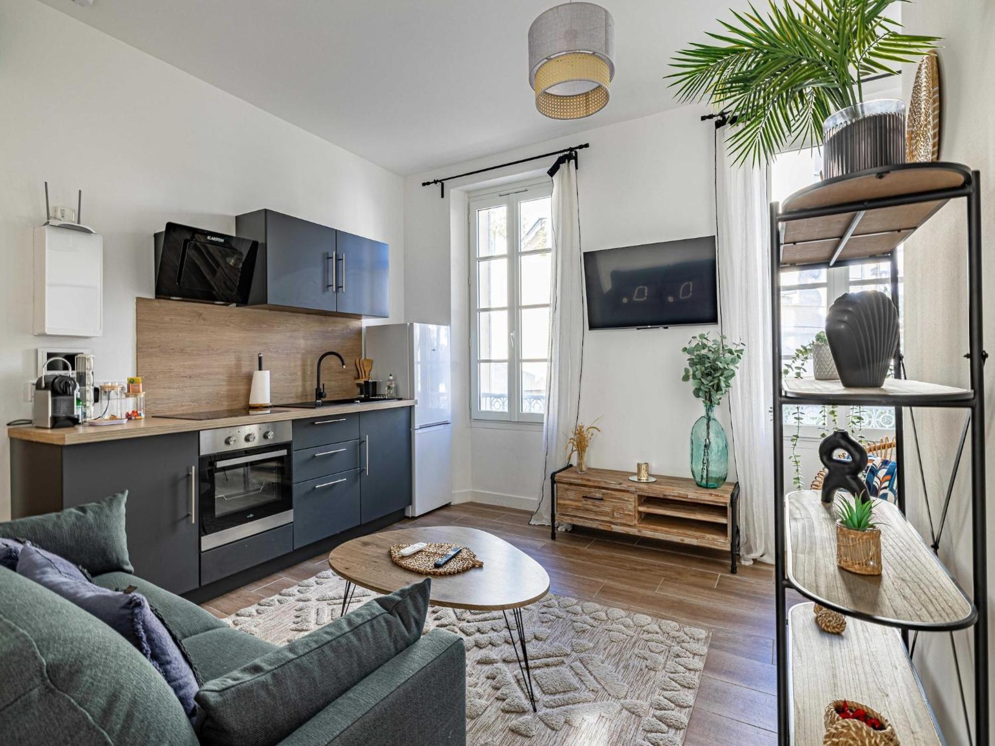 Sublime 2 Bedroom - Residential Area Appartement Cannes