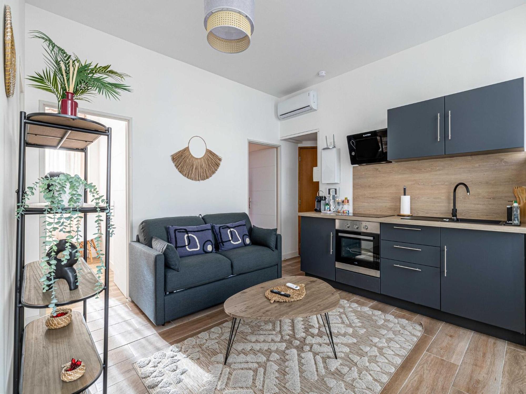 Sublime 2 Bedroom - Residential Area *